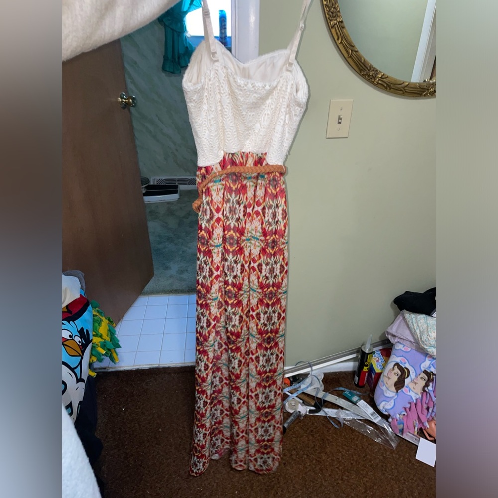 Long summer time dress with belt
